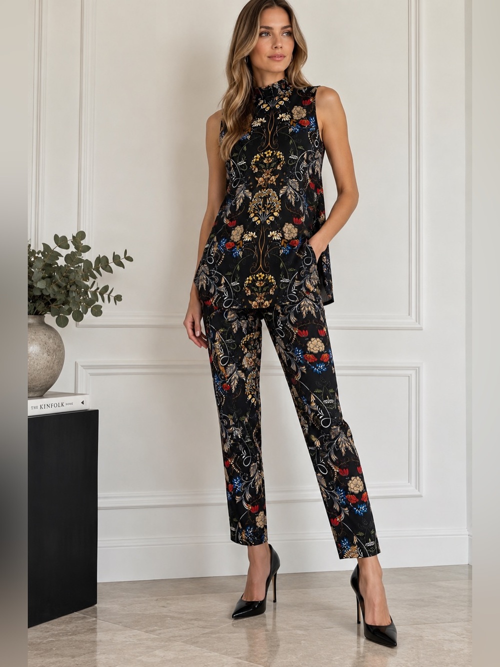 TWIST Statement Floral Print Top & Pants 2-Piece Set US 6